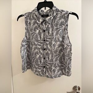 Tahari 100% Linen Collared button-down sleeveless Top M/L